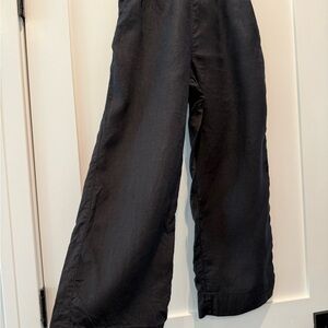 H&M Black Wide-Leg Cropped Trousers